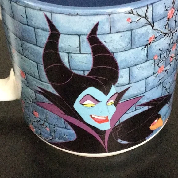 Disney 1990s Sleeping Beauty mug - Picture 6 of 6